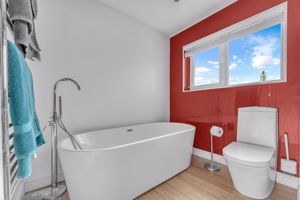 Photo 16- click for photo gallery